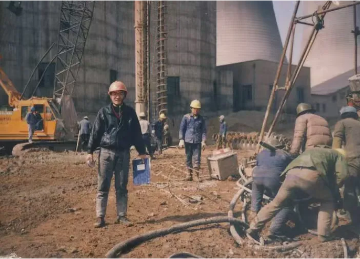 吳如軍早年經(jīng)歷